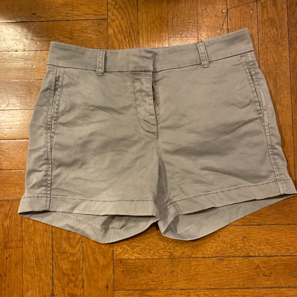Like new J.Crew gray chino shorts
